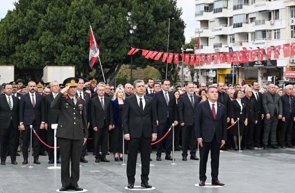 Antalya'da10 Kasım Atatürk'ü Anma Töreni