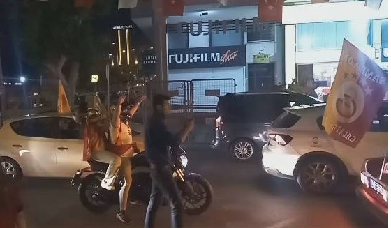 Galatasaylı Taraftarların Antalyadaki kutlama görüntüleri