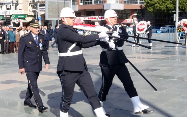 ANTALYA'da, Türk Polis Teşkilatı'nın 181'inci kuruluş yıl dönümü kutlaması