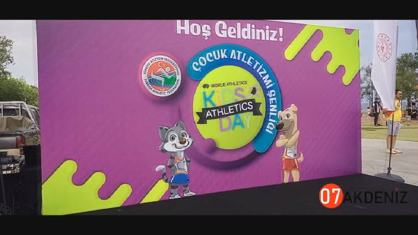 Antalya'da 750 çocuğa  Atletizm Şenliği düzenledi.