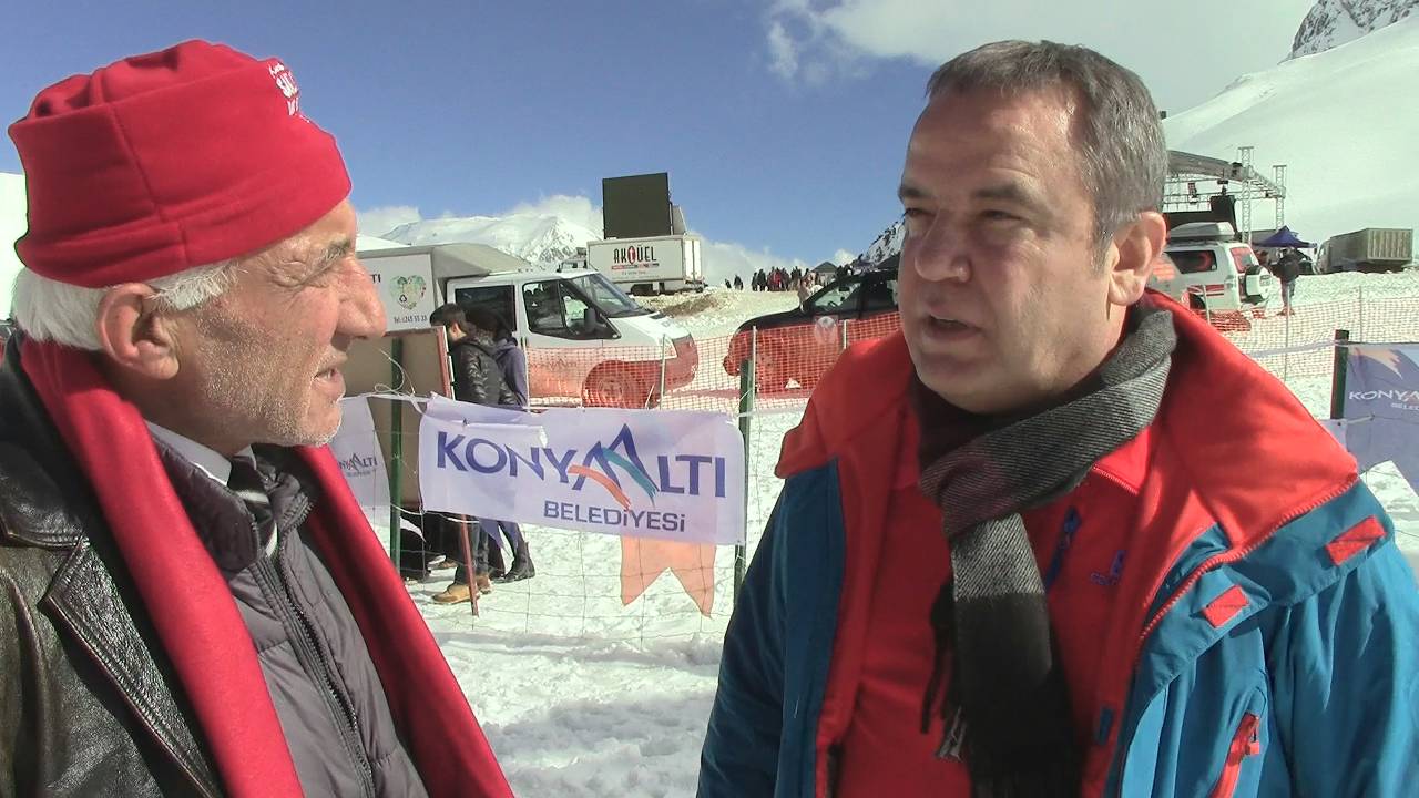 Muhittin Böcek ile Antalya Saklıkent Kayak Merkezinde Röportaj.